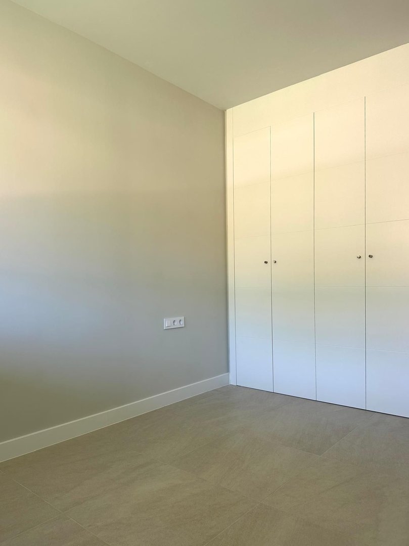 3 Bed Middle Floor Apartment in Manilva