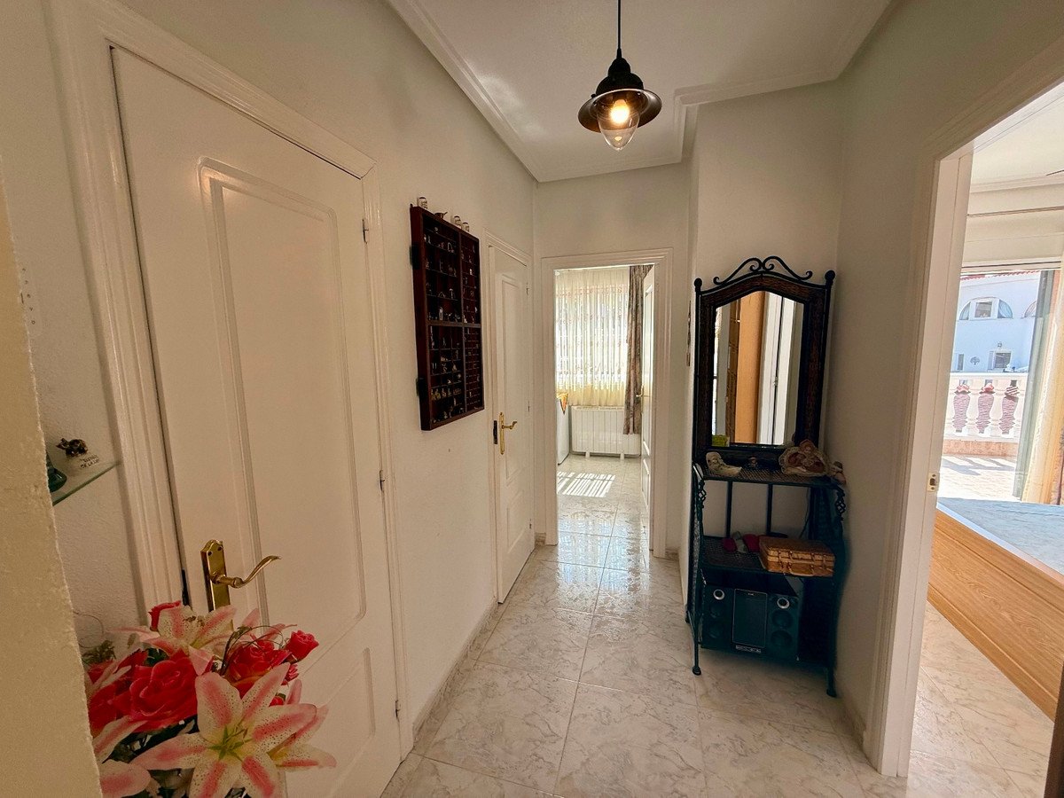 6 Bed Detached Villa in Rojales