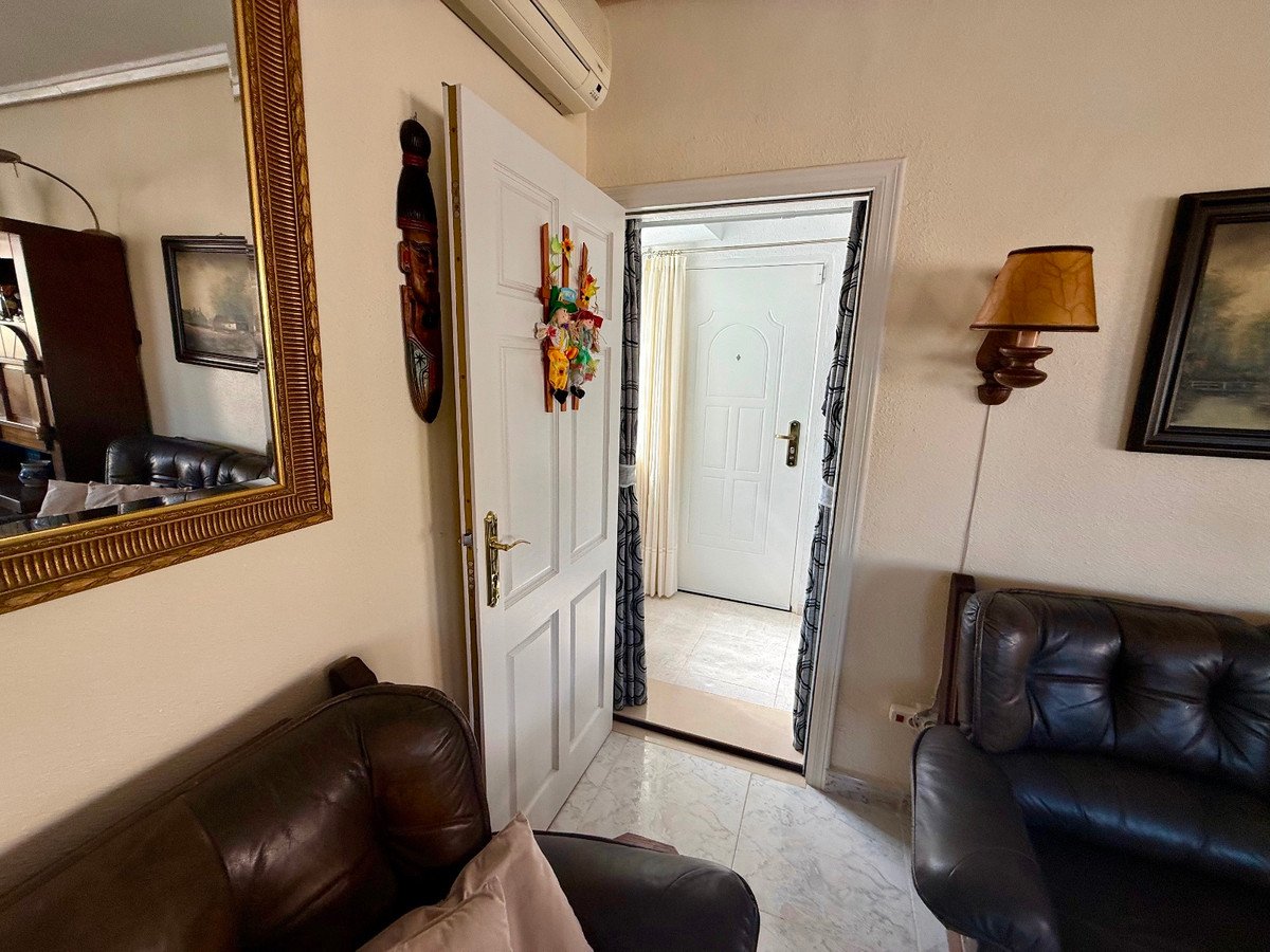 6 Bed Detached Villa in Rojales