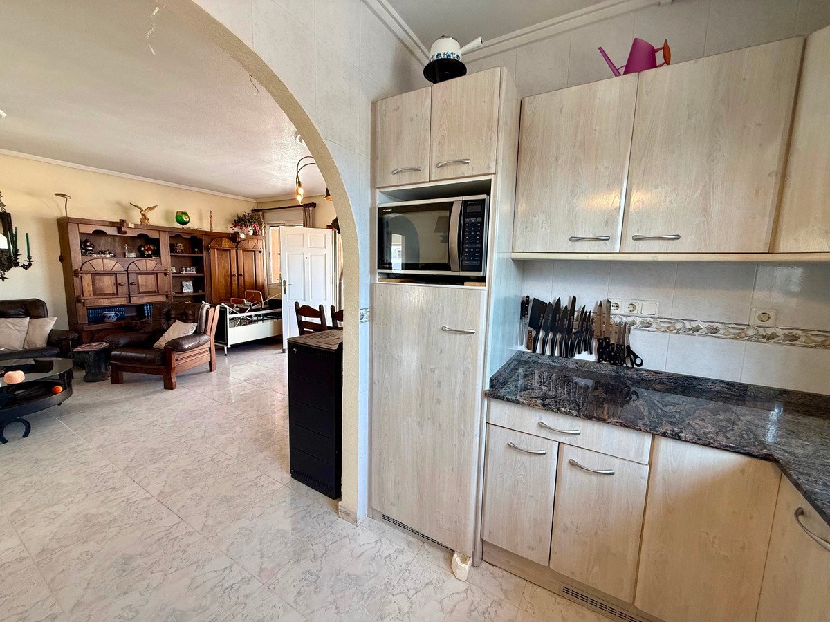 6 Bed Detached Villa in Rojales