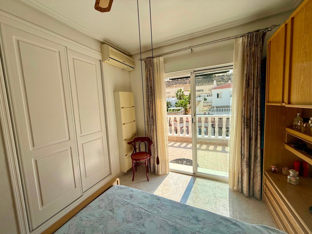 6 Bed Detached Villa in Rojales