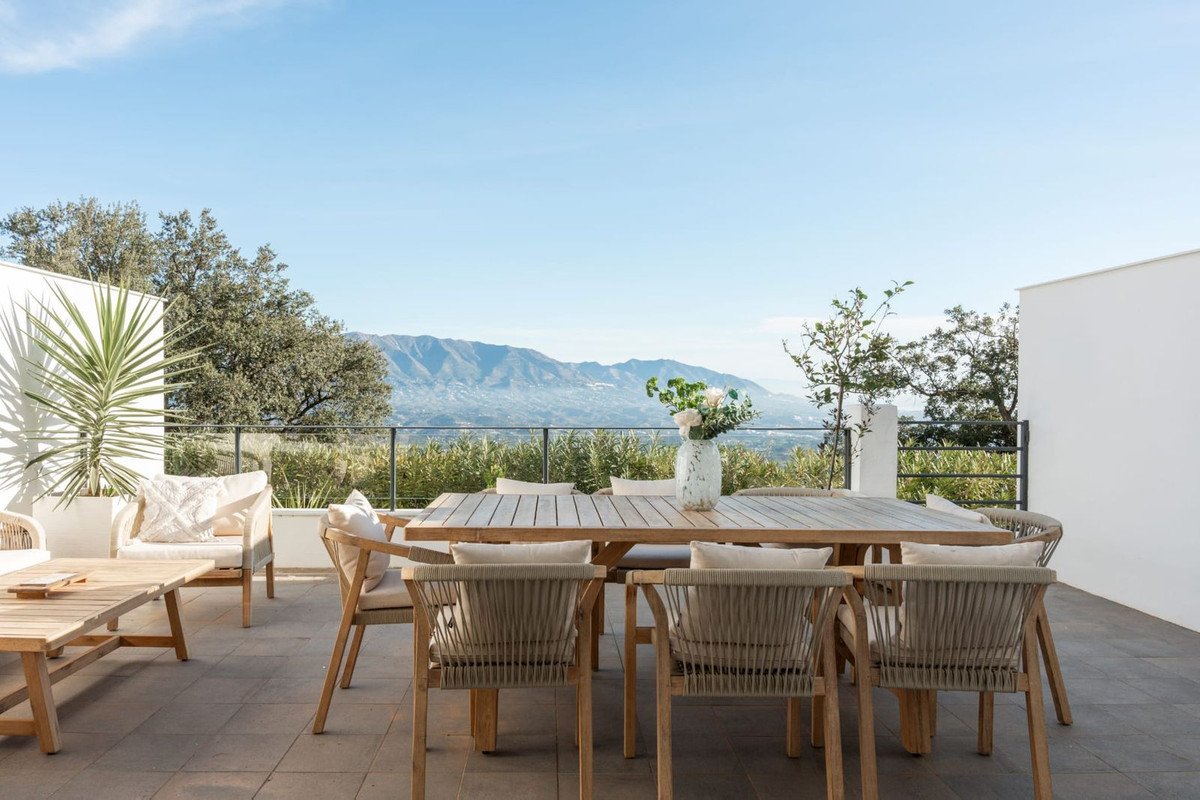 4 Bed Townhouse in La Mairena