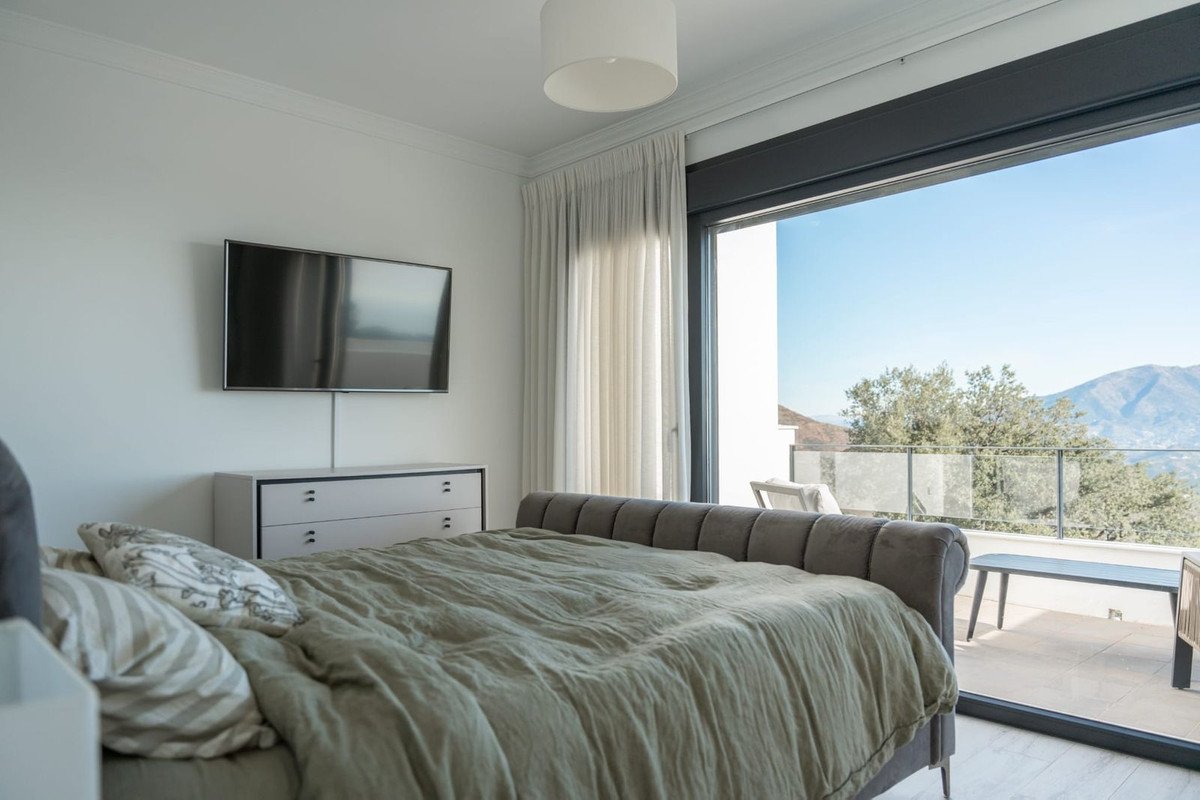 4 Bed Townhouse in La Mairena