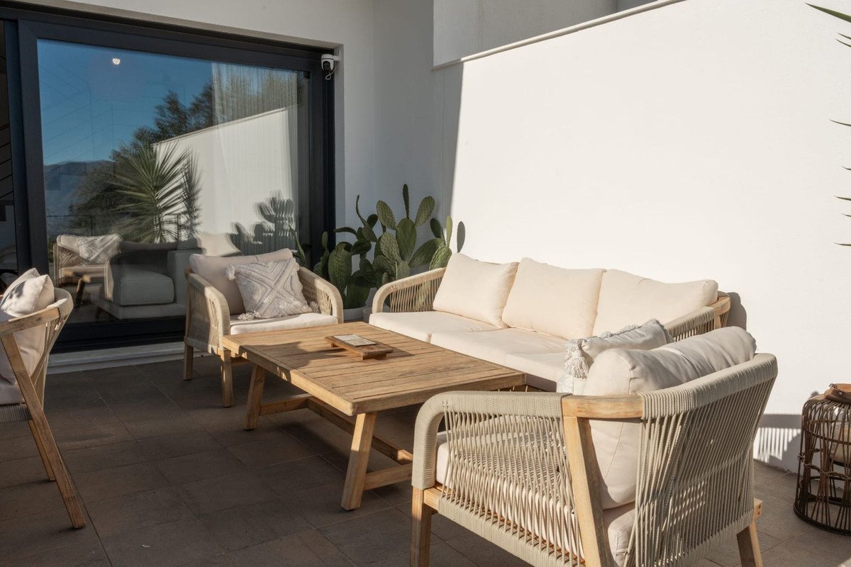 4 Bed Townhouse in La Mairena
