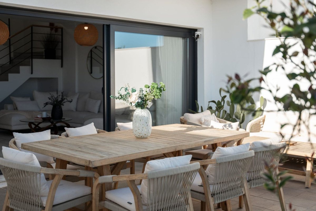 4 Bed Townhouse in La Mairena