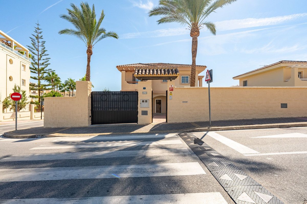 4 Bed Detached Villa in La Cala Hills
