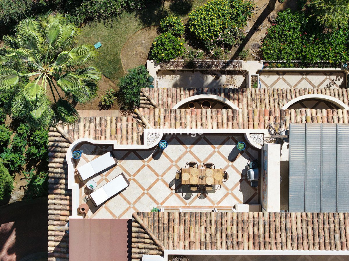 2 Bed Penthouse in Nueva Andalucía
