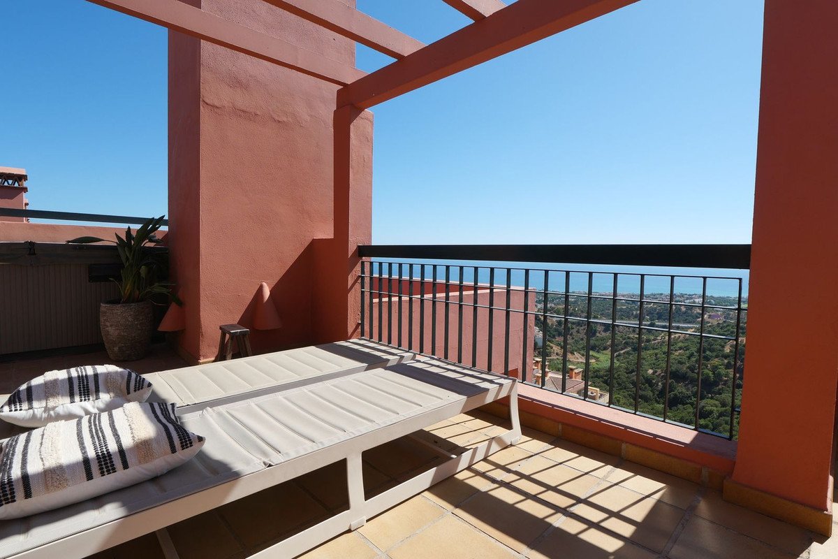 4 Bed Penthouse Duplex in Calahonda