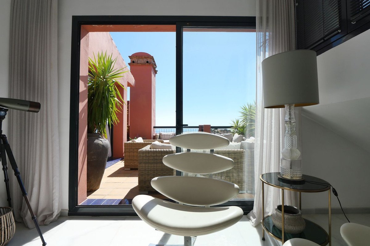 4 Bed Penthouse Duplex in Calahonda