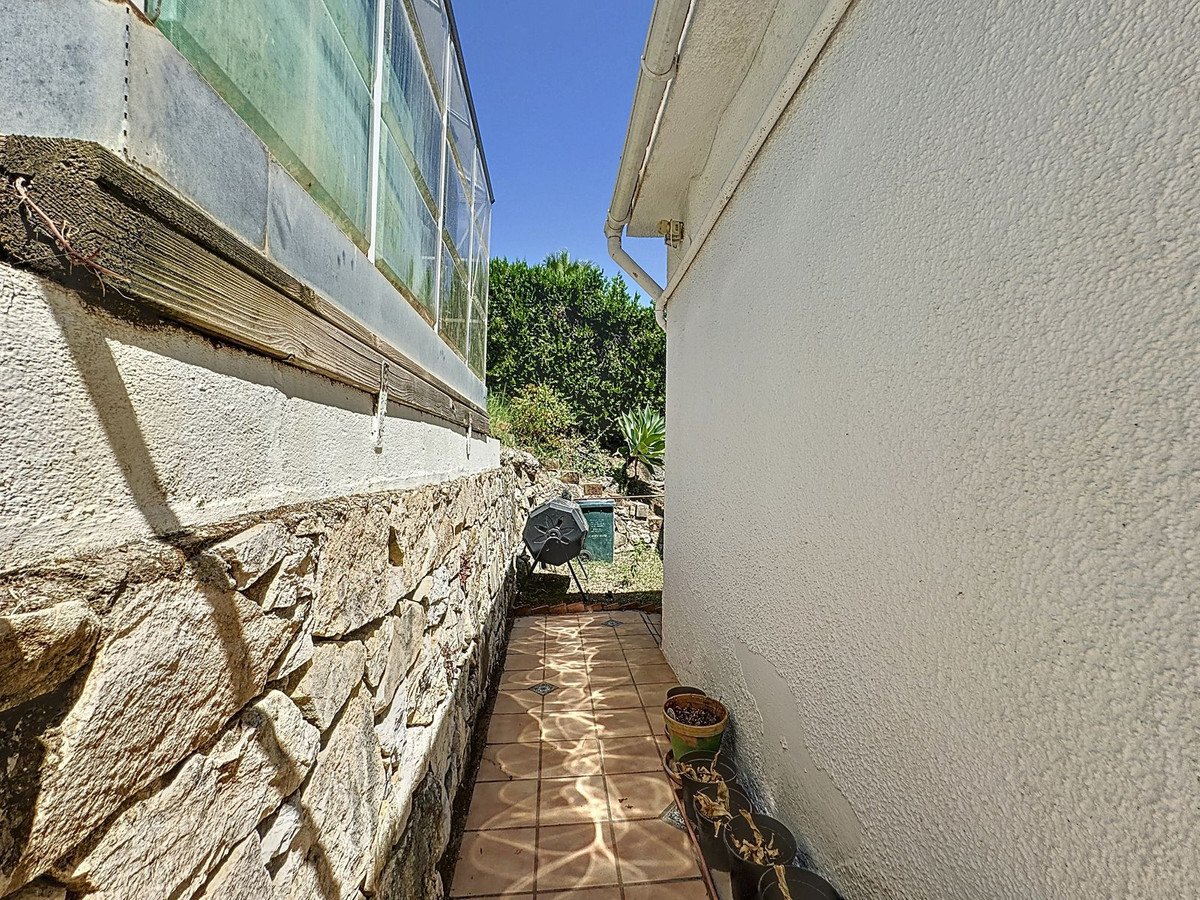 4 Bed Detached Villa in Nueva Andalucía