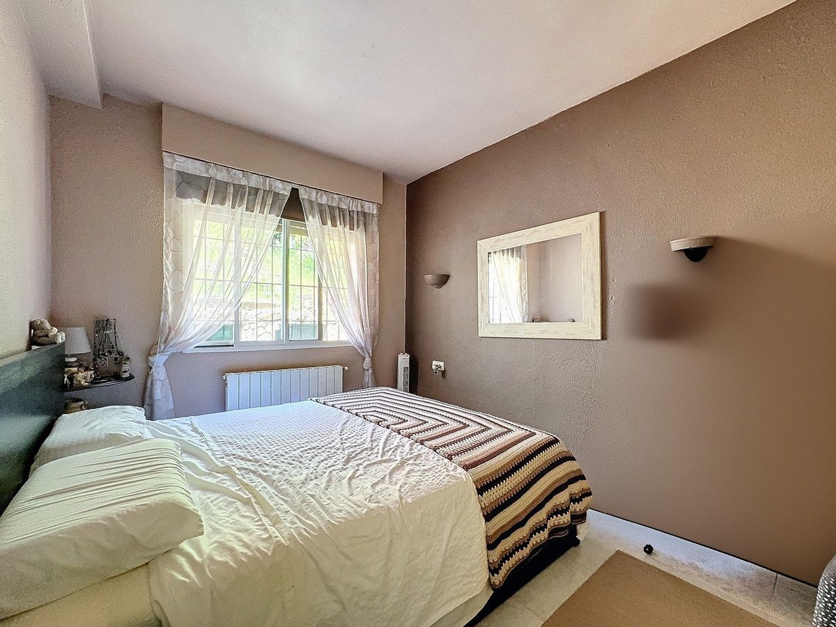 4 Bed Detached Villa in Nueva Andalucía