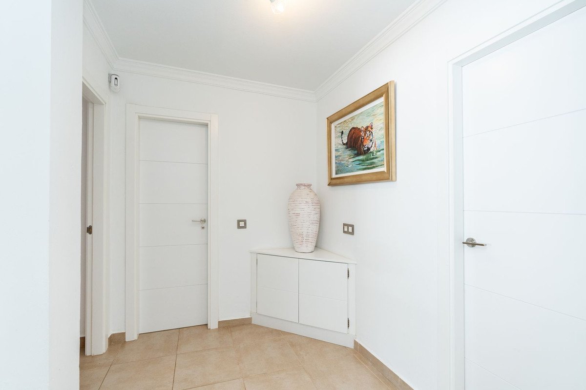 5 Bed Detached Villa in Atalaya