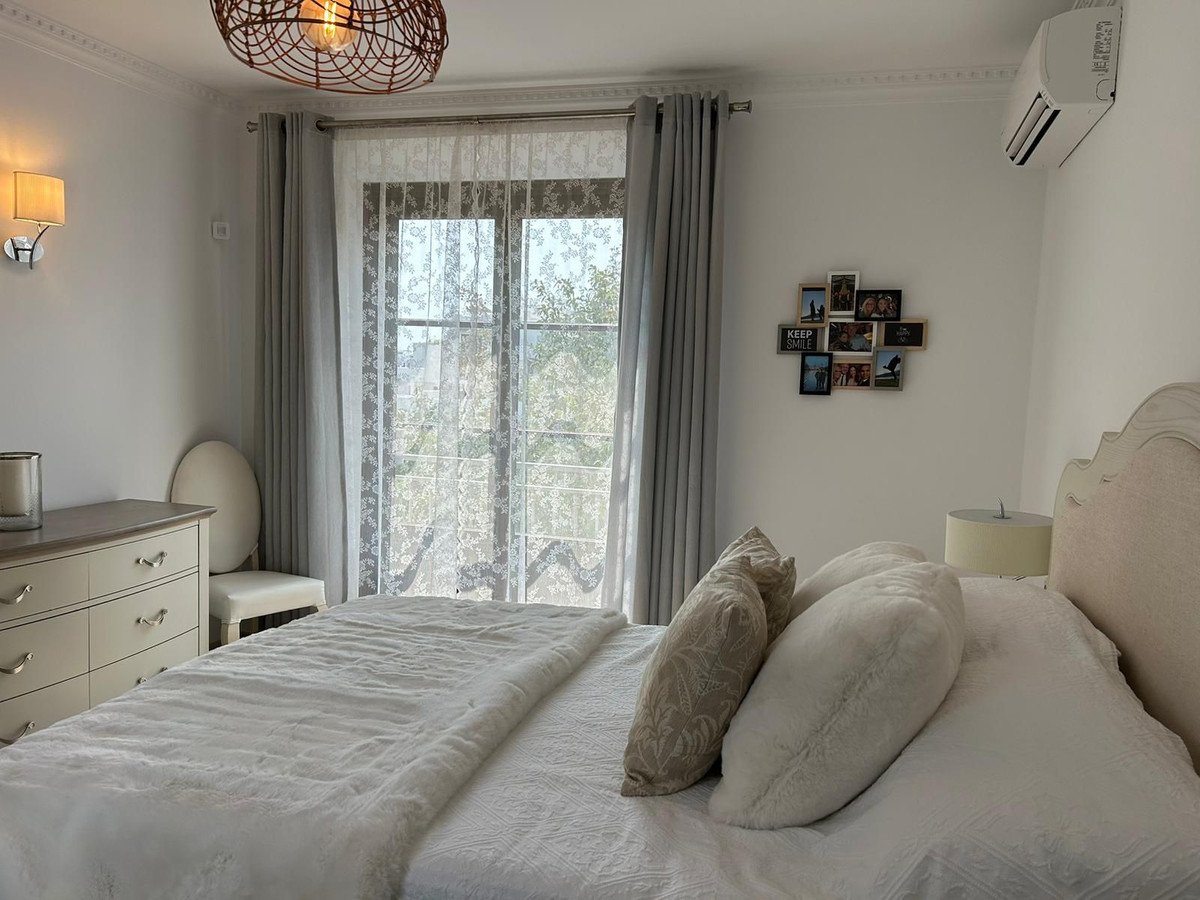 4 Bed Detached Villa in Estepona