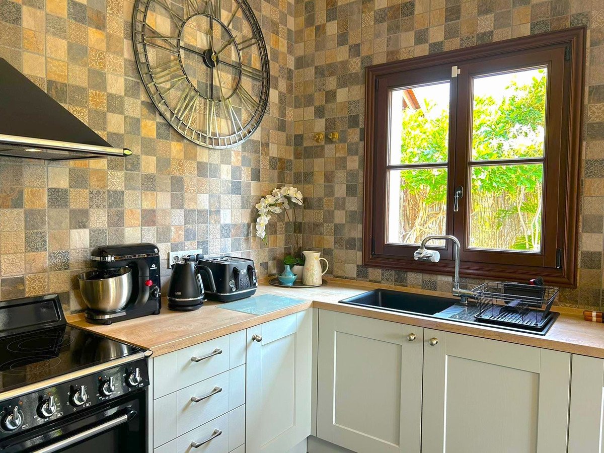 4 Bed Detached Villa in Estepona