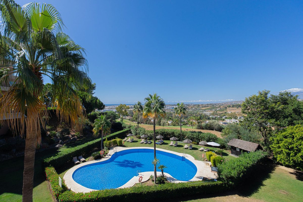 3 Bed Penthouse Duplex in Nueva Andalucía