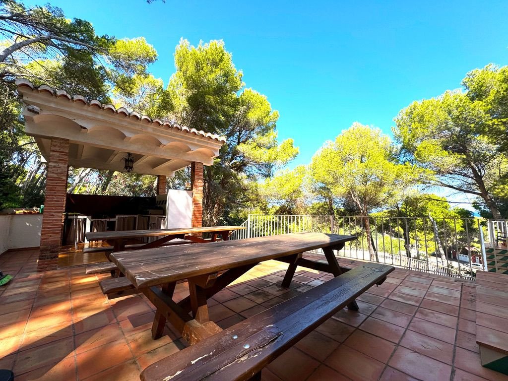 6 Bed Detached Villa in Calasparra