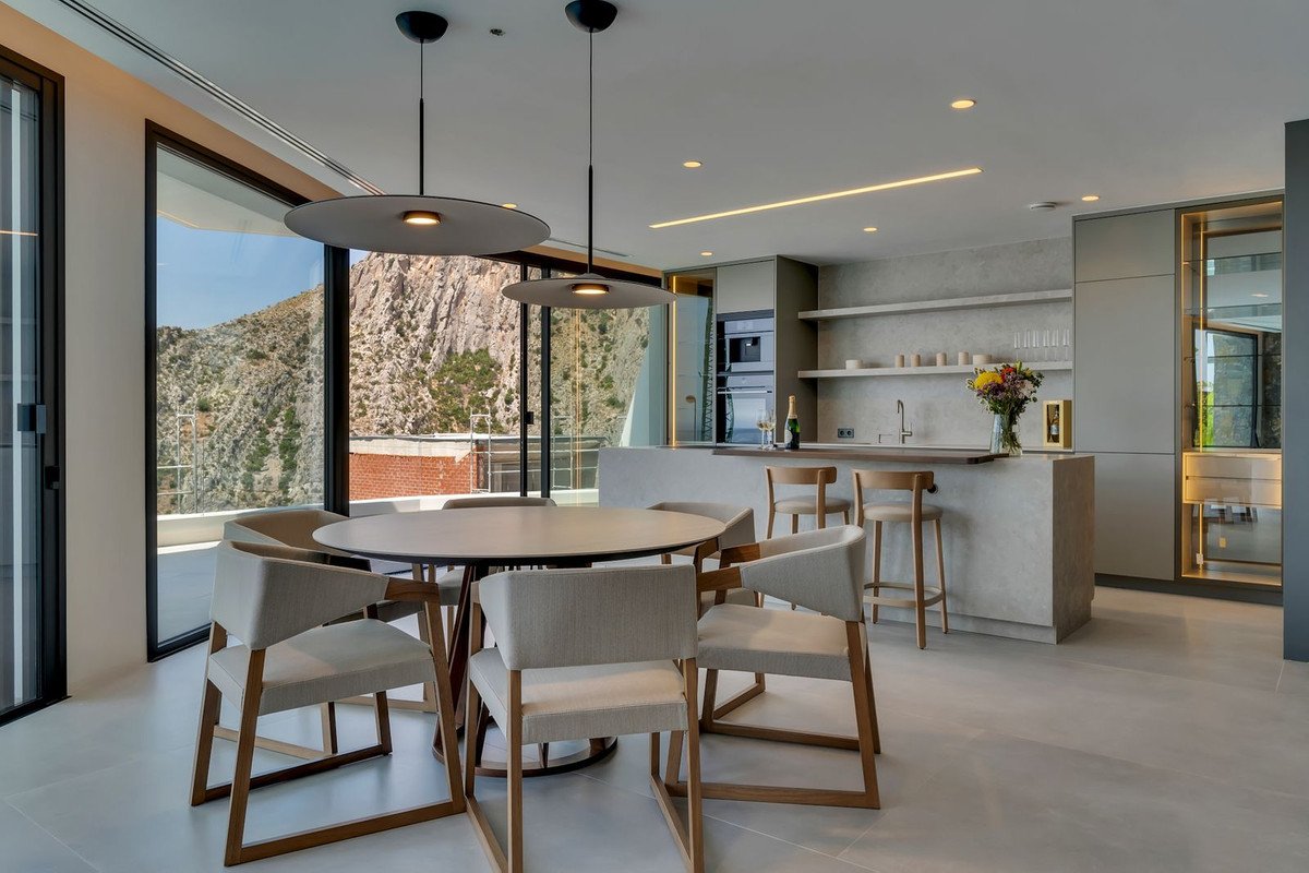 4 Bed Semi-Detached House in Pueblo Mascarat