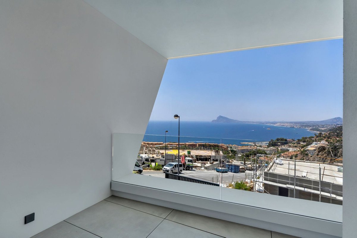 4 Bed Semi-Detached House in Pueblo Mascarat