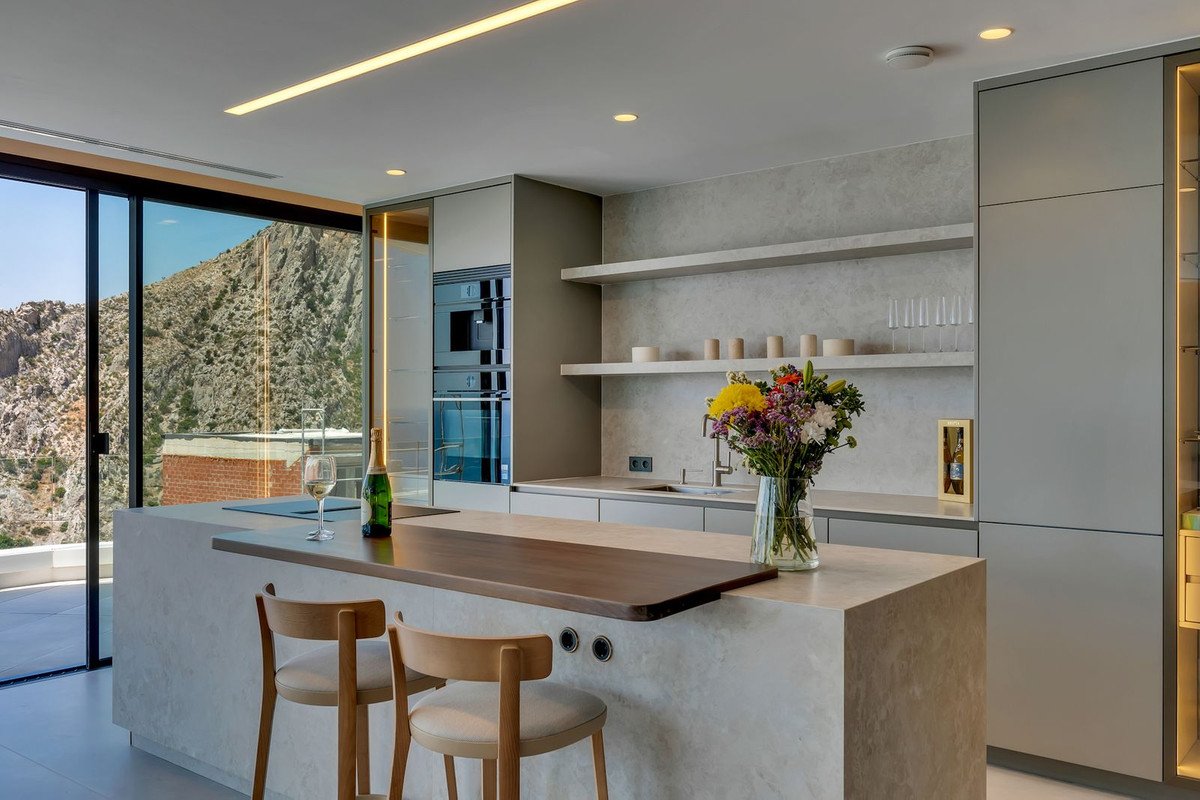 4 Bed Semi-Detached House in Pueblo Mascarat