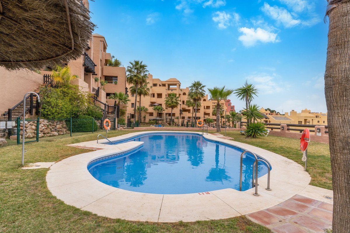 2 Bed Ground Floor Apartment in Manilva