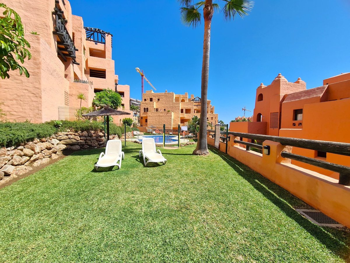 2 Bed Ground Floor Apartment in Manilva