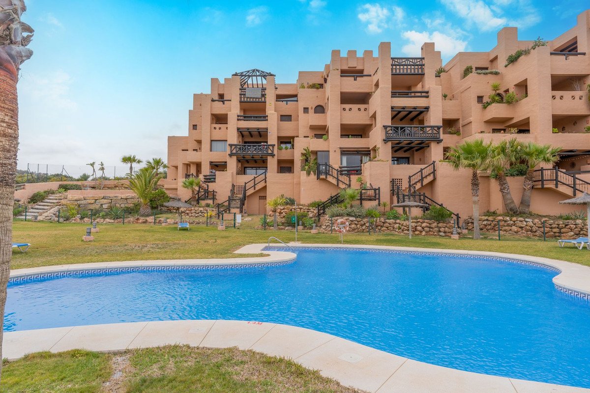 2 Bed Ground Floor Apartment in Manilva