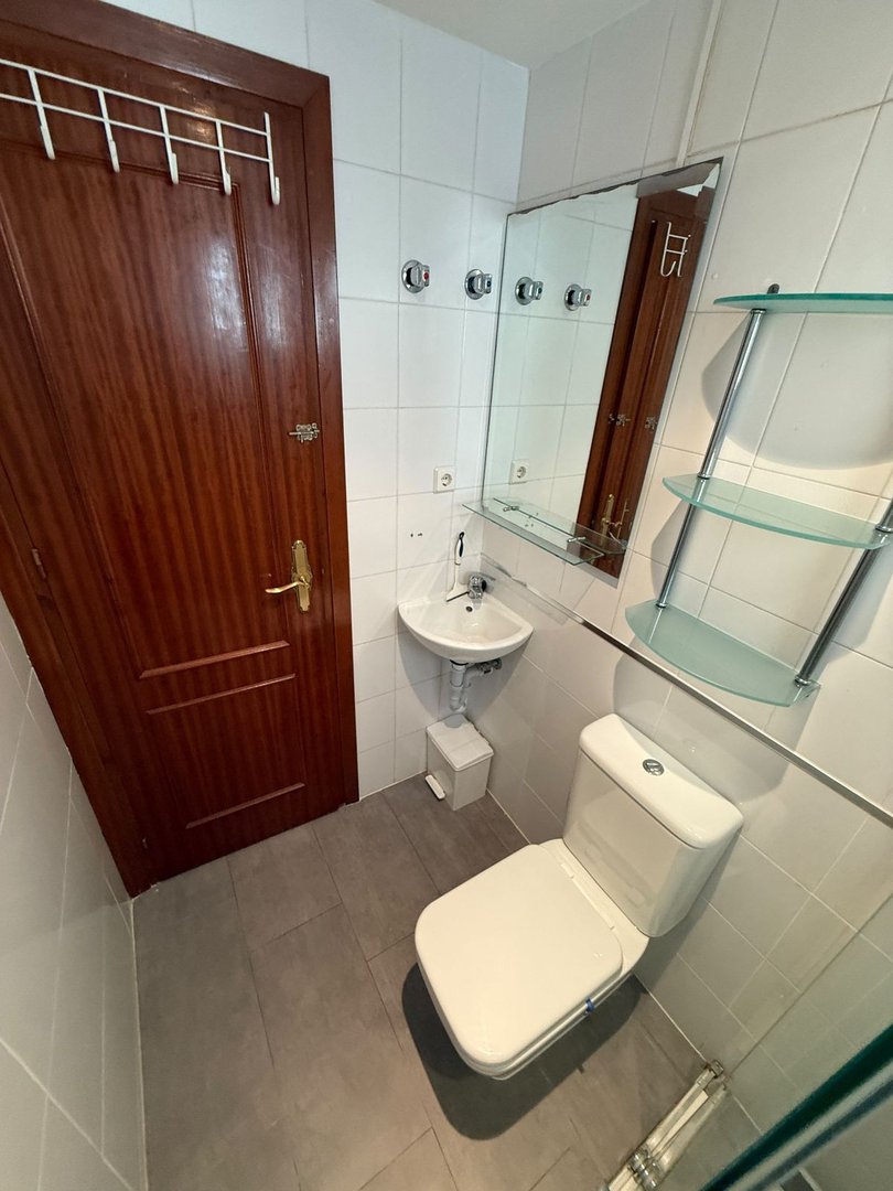 2 Bed Middle Floor Apartment in El Chaparral