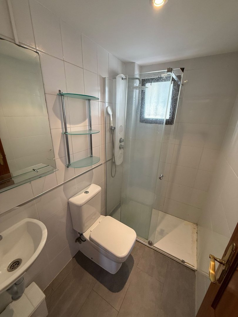 2 Bed Middle Floor Apartment in El Chaparral