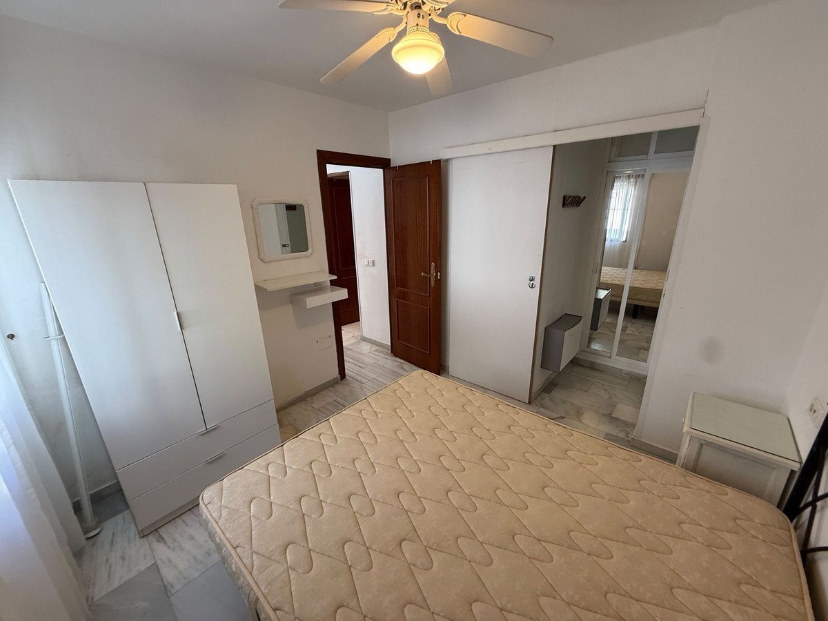 2 Bed Middle Floor Apartment in El Chaparral