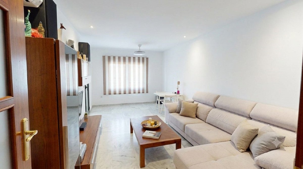 2 Bed Ground Floor Apartment in Fuengirola
