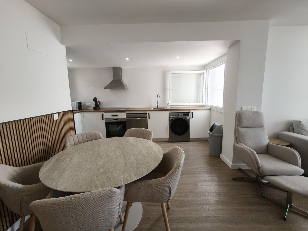 2 Bed Middle Floor Apartment in Torreblanca