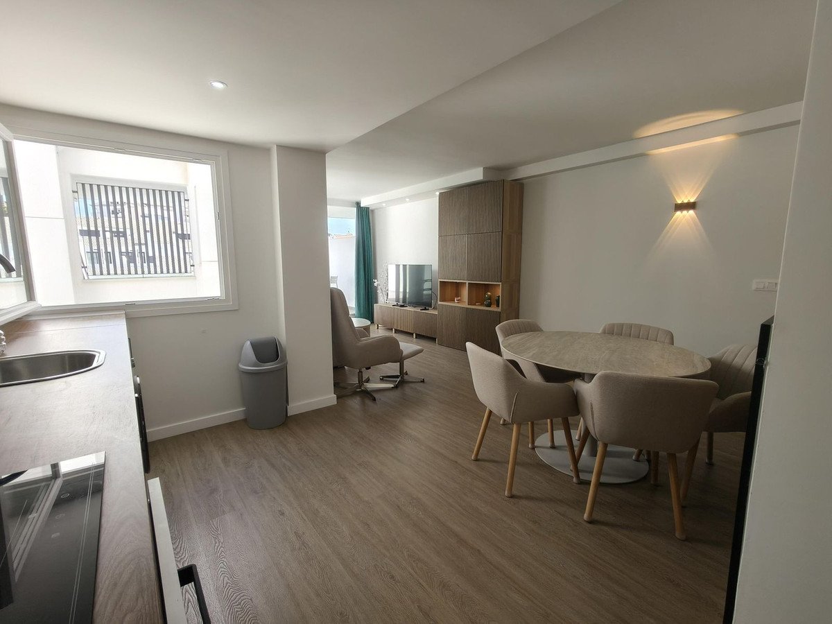 2 Bed Middle Floor Apartment in Torreblanca