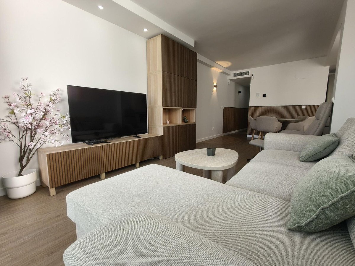 2 Bed Middle Floor Apartment in Torreblanca