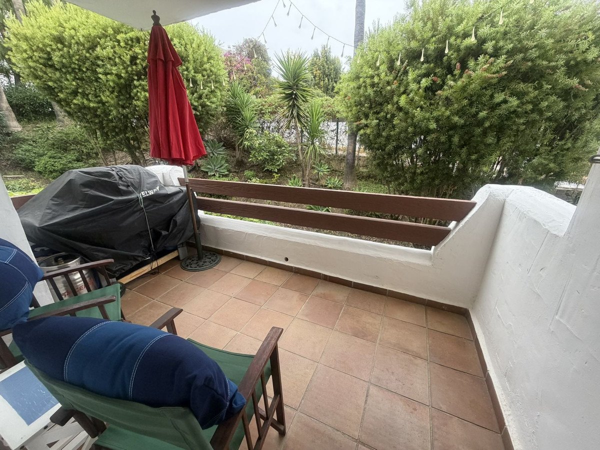 3 Bed Middle Floor Apartment in El Paraiso