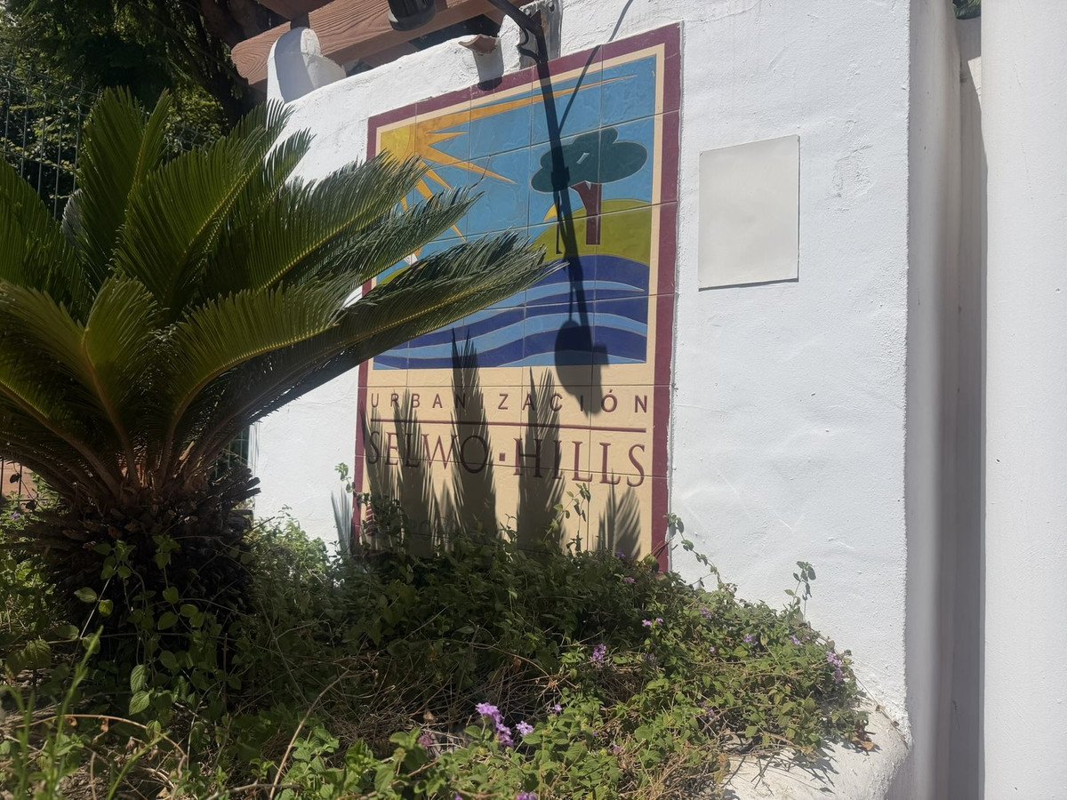 3 Bed Middle Floor Apartment in El Paraiso