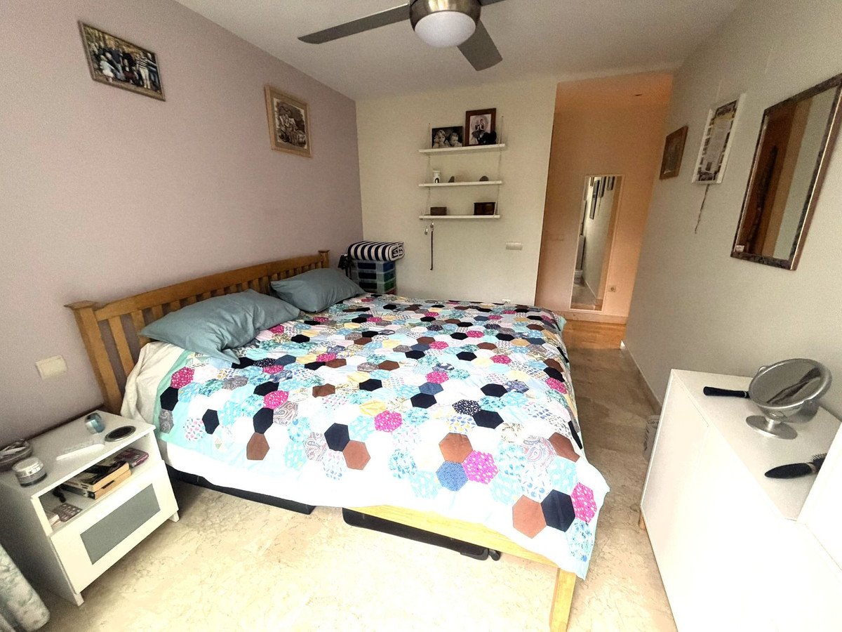 3 Bed Middle Floor Apartment in El Paraiso