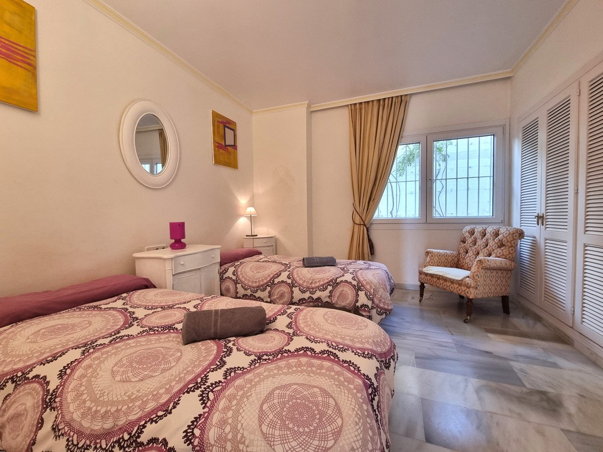 3 Bed Middle Floor Apartment in La Mairena