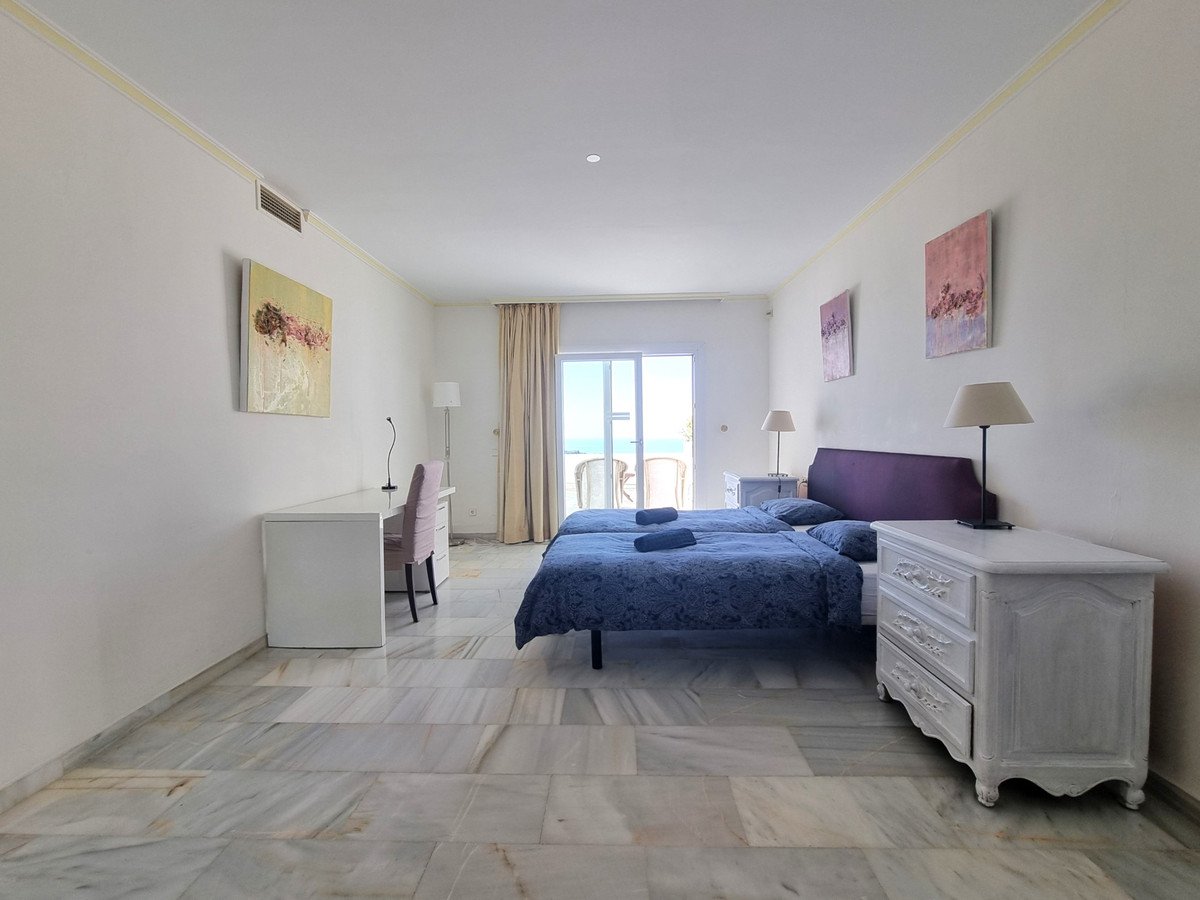 3 Bed Middle Floor Apartment in La Mairena