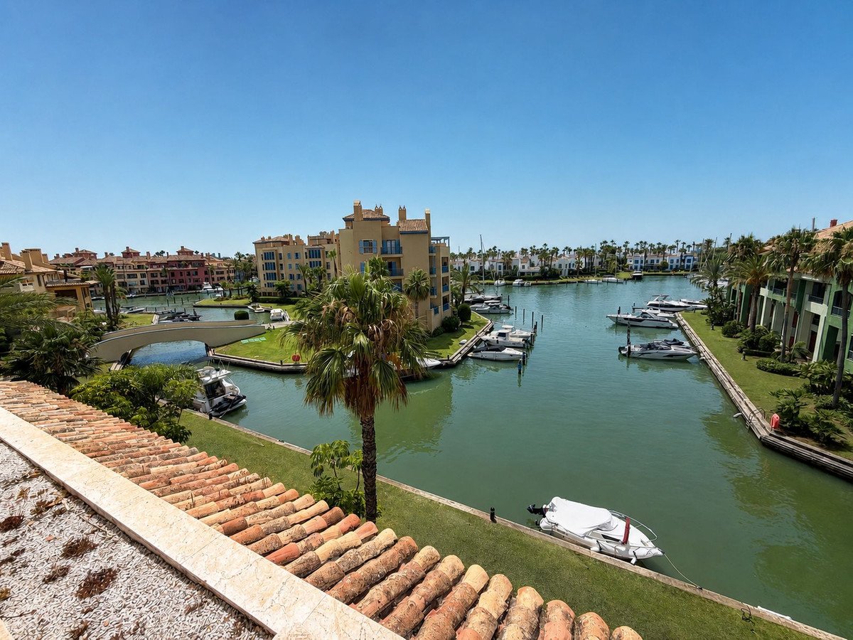 3 Bed Penthouse Duplex in Sotogrande Marina
