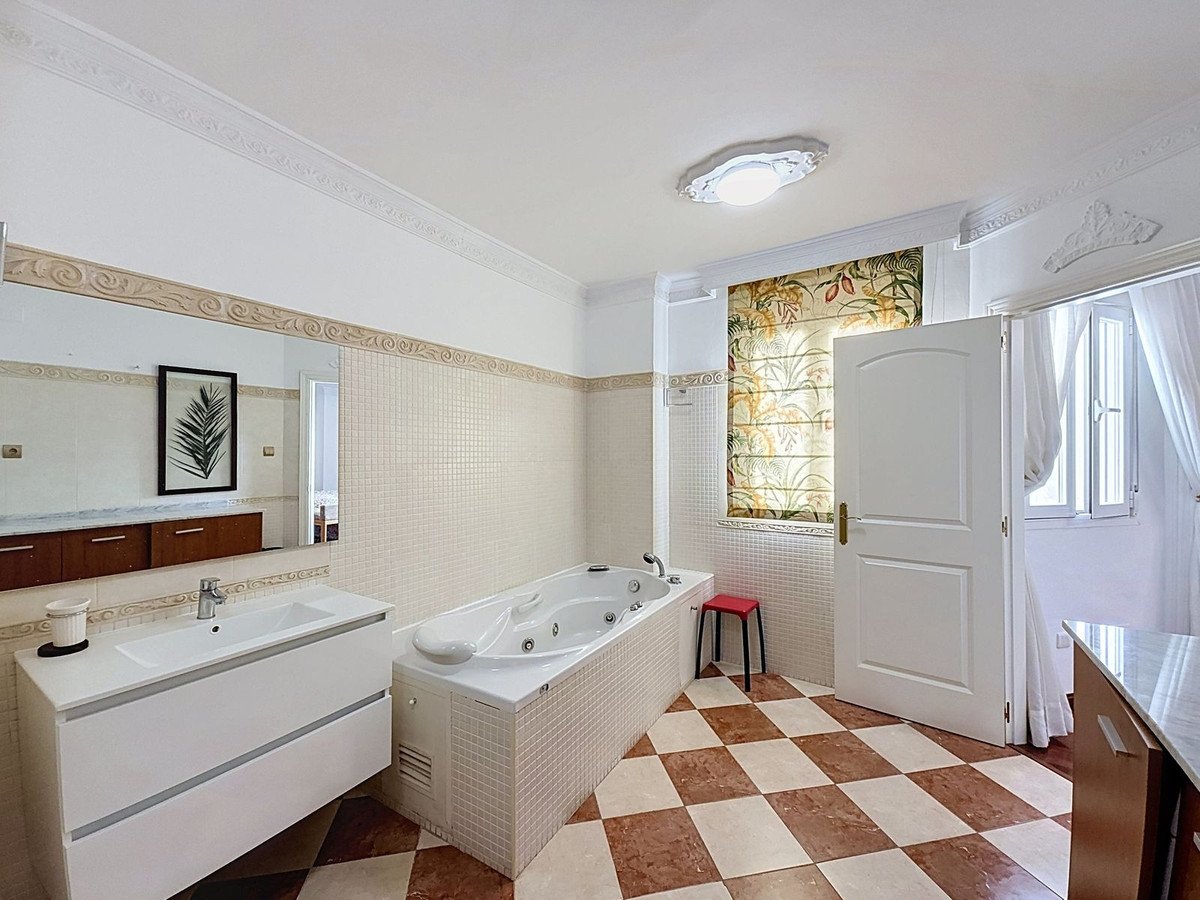 3 Bed Penthouse Duplex in Málaga Centro