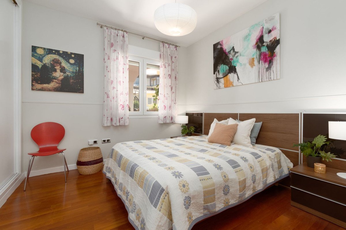 5 Bed Detached Villa in Torrequebrada