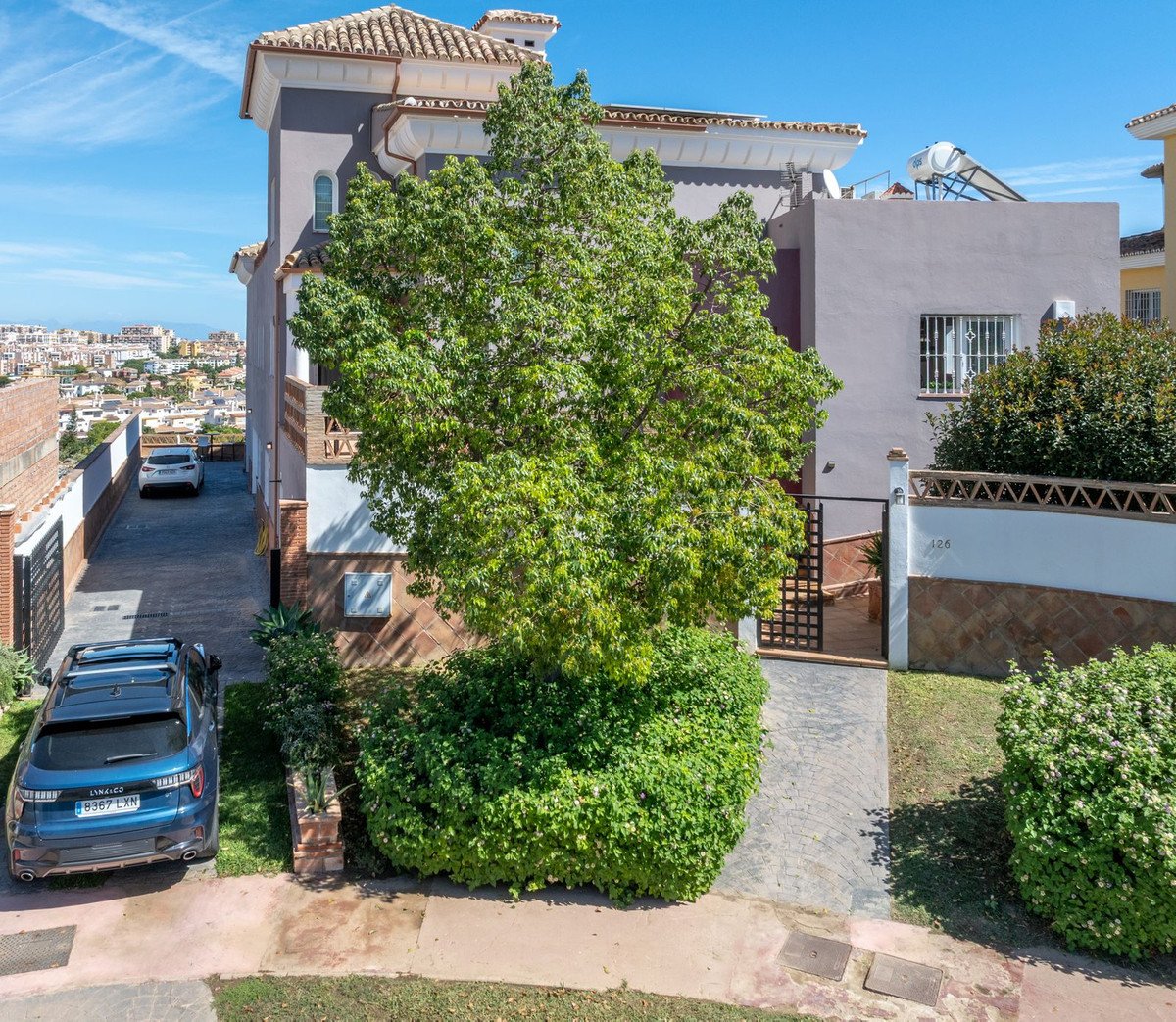 5 Bed Detached Villa in Torrequebrada