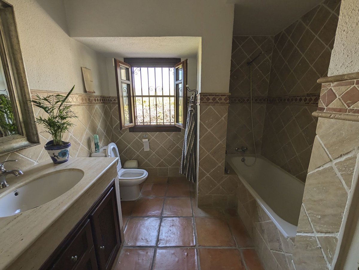 3 Bed Detached Villa in El Rosario