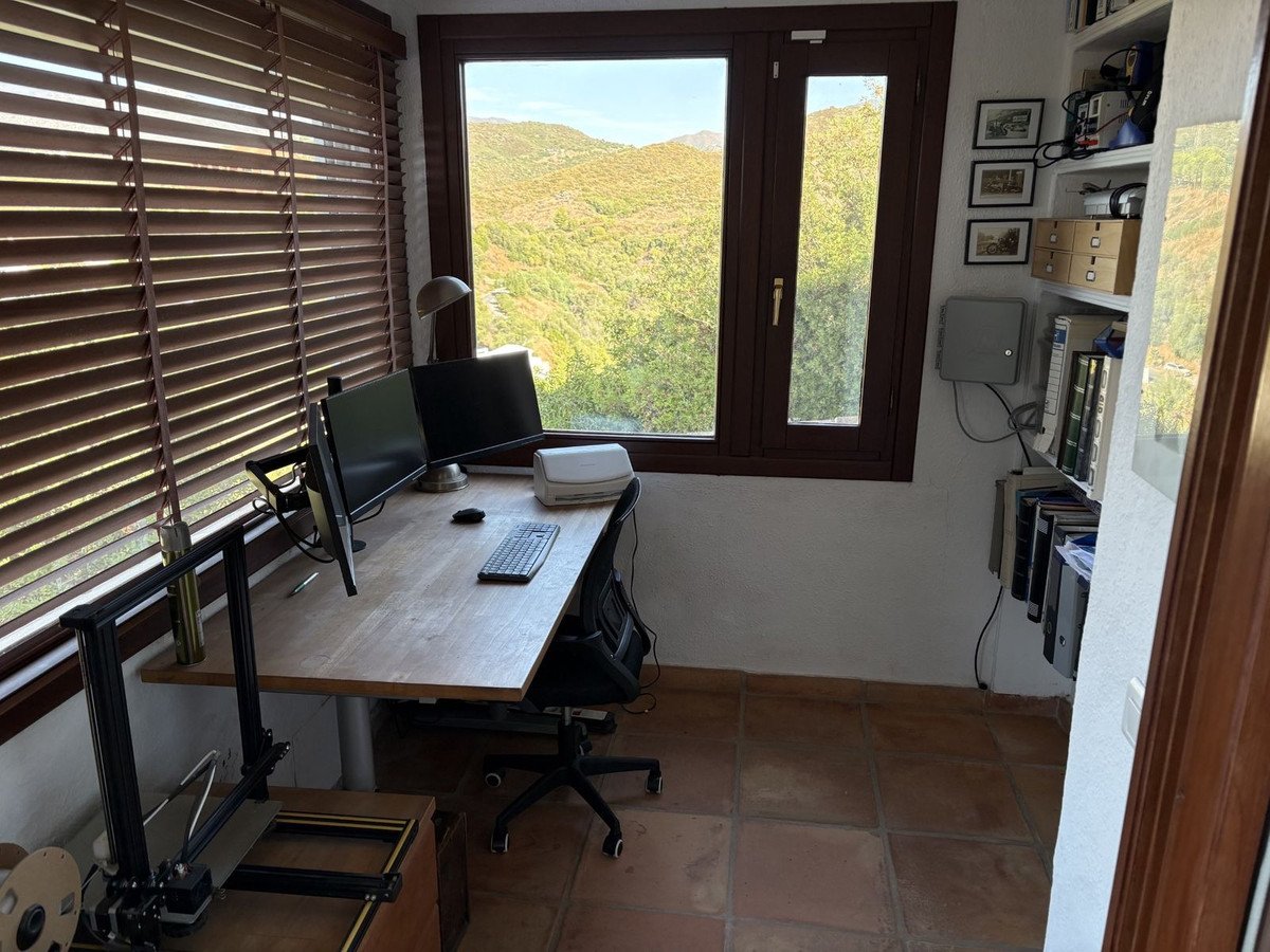 3 Bed Detached Villa in El Rosario