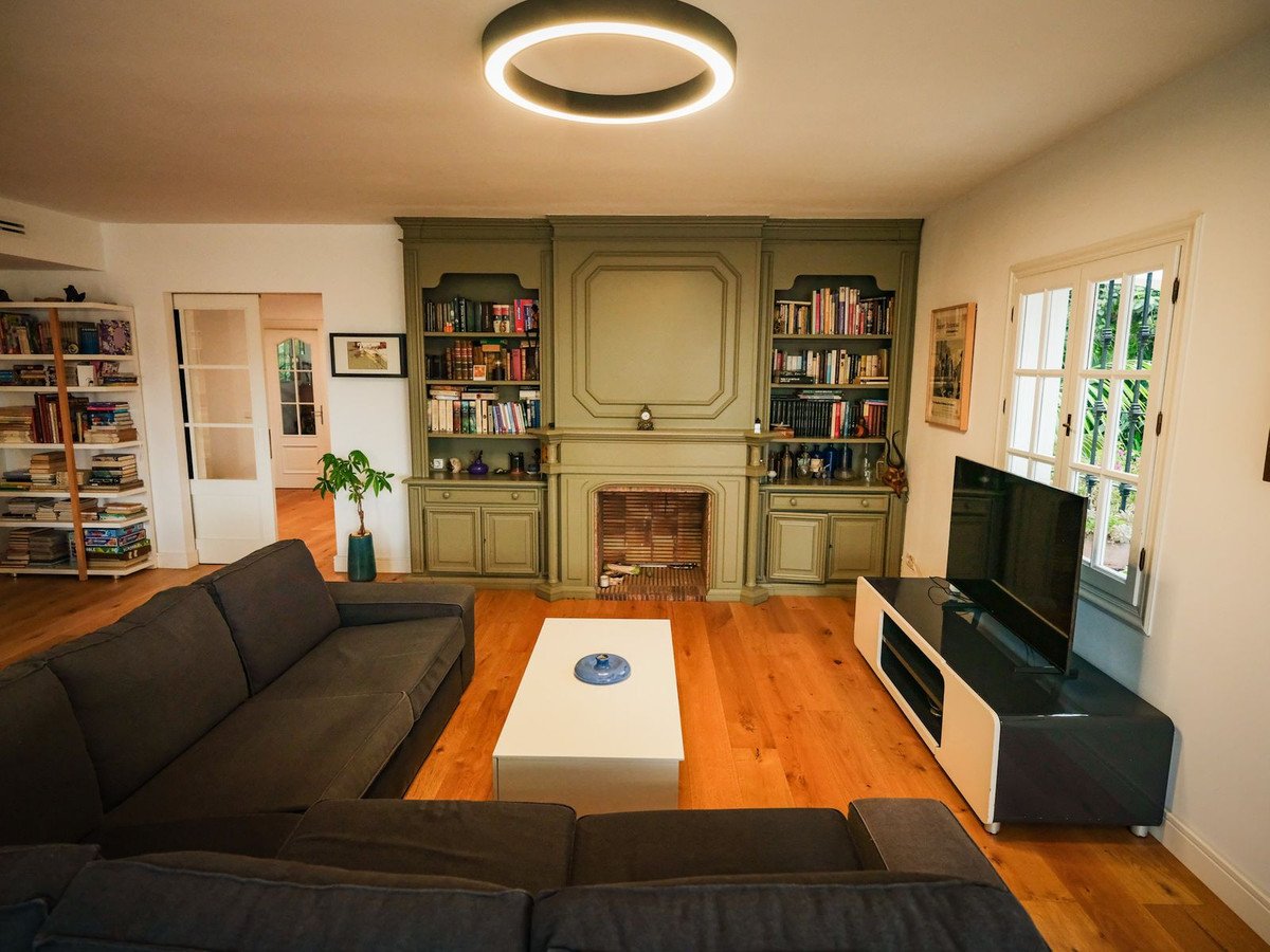 6 Bed Detached Villa in Málaga Este