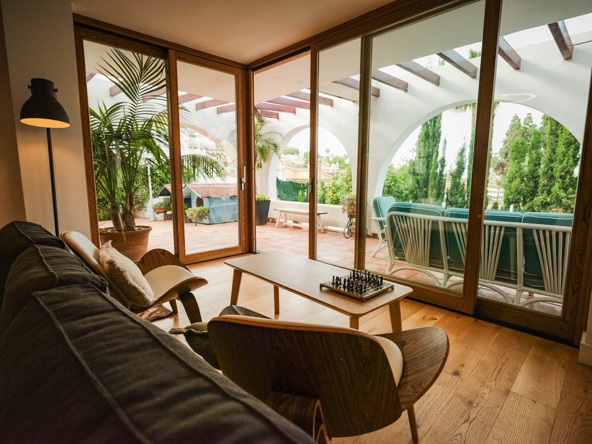 6 Bed Detached Villa in Málaga Este