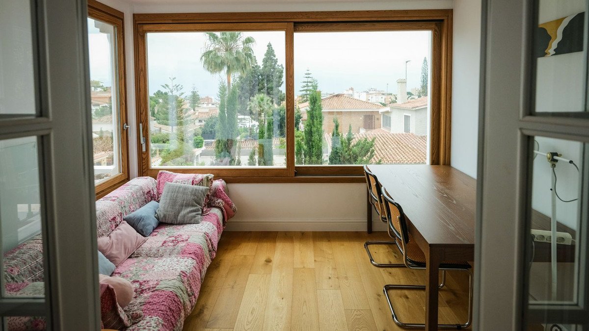 6 Bed Detached Villa in Málaga Este