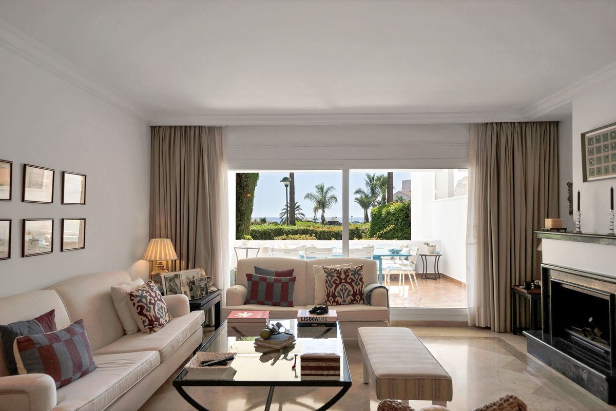 3 Bed Ground Floor Apartment in Río Real