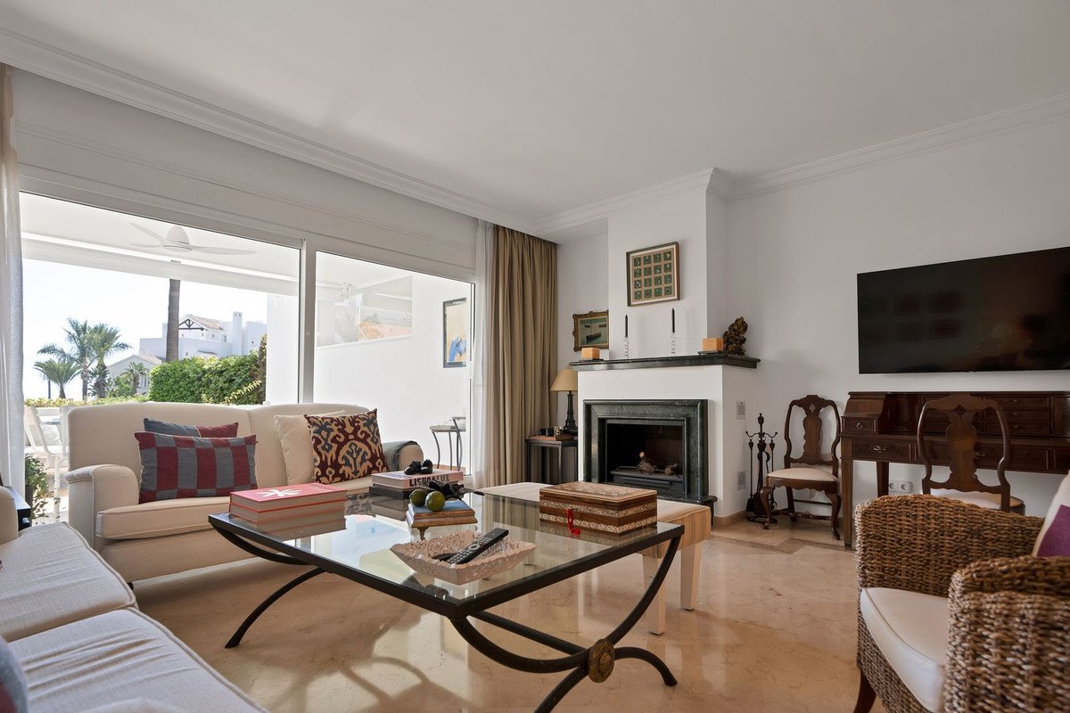 3 Bed Ground Floor Apartment in Río Real