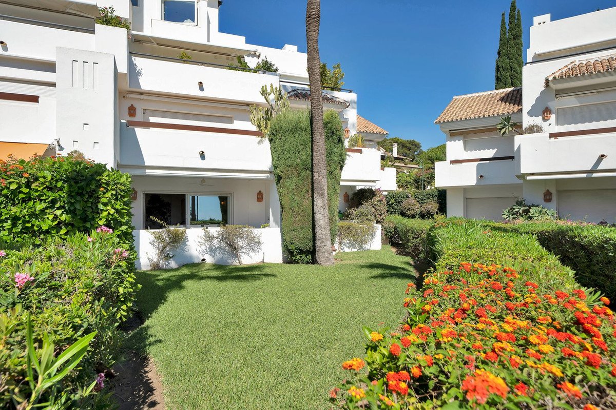 3 Bed Ground Floor Apartment in Río Real